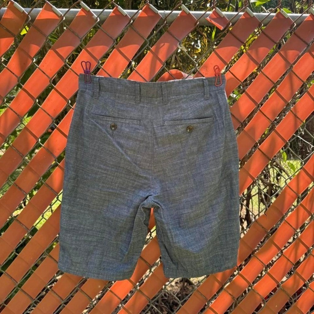 Linden Shorts Mens Size 28 Blue Chambray Casual Summer‎ Travel Resortwear Spring